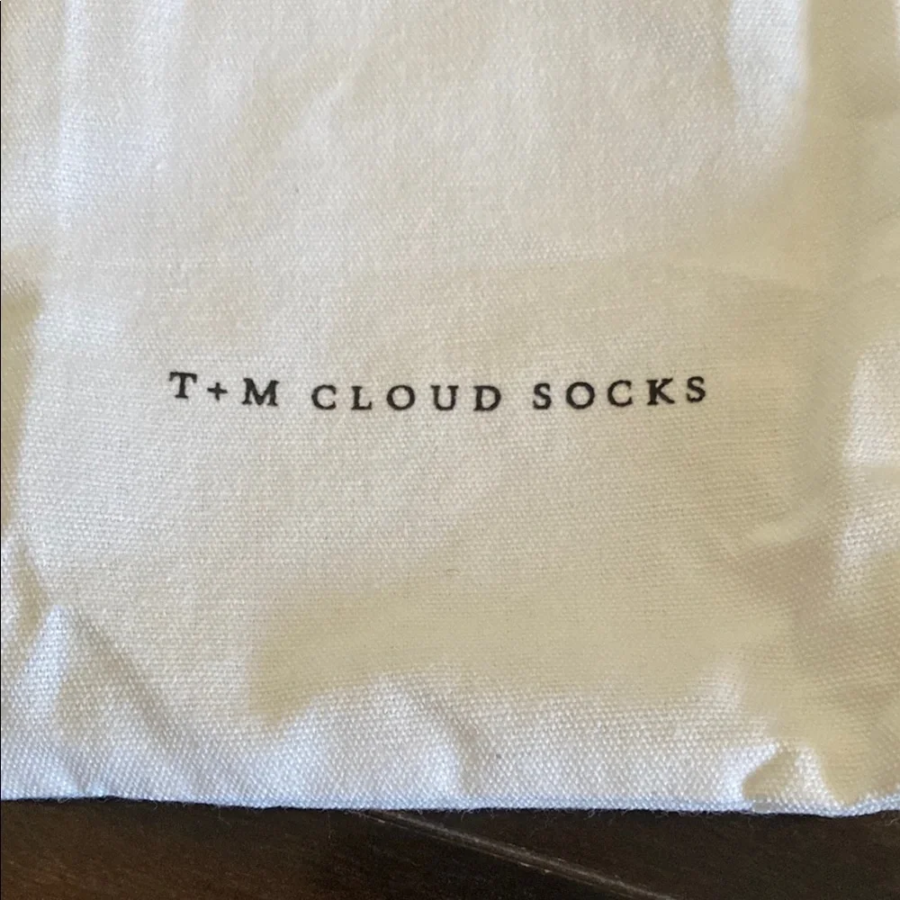 NWT T+M Cloud Socks in Light Pink Ultra Soft Luxe Knit w/ Pouch Stocking Stuffer
